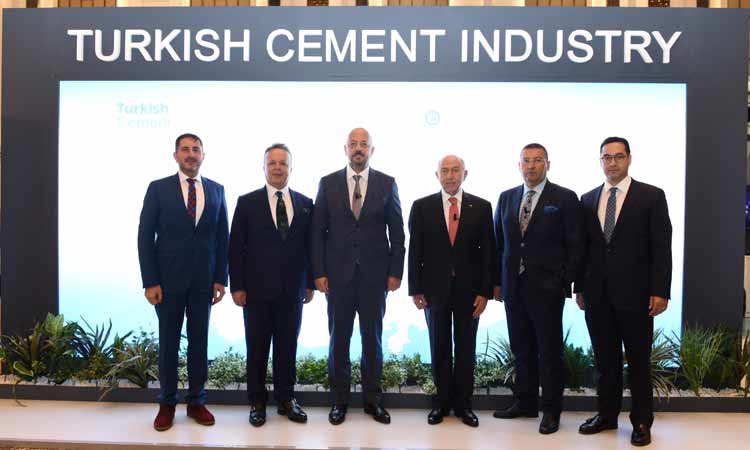 Dünyanın en büyük çimento üreticileri INTERCEM için İstanbul'da